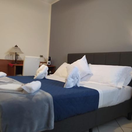 Hotel Baiardo Romagnano Sesia Εξωτερικό φωτογραφία