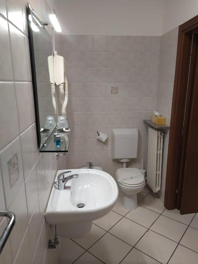 Hotel Baiardo Romagnano Sesia Εξωτερικό φωτογραφία